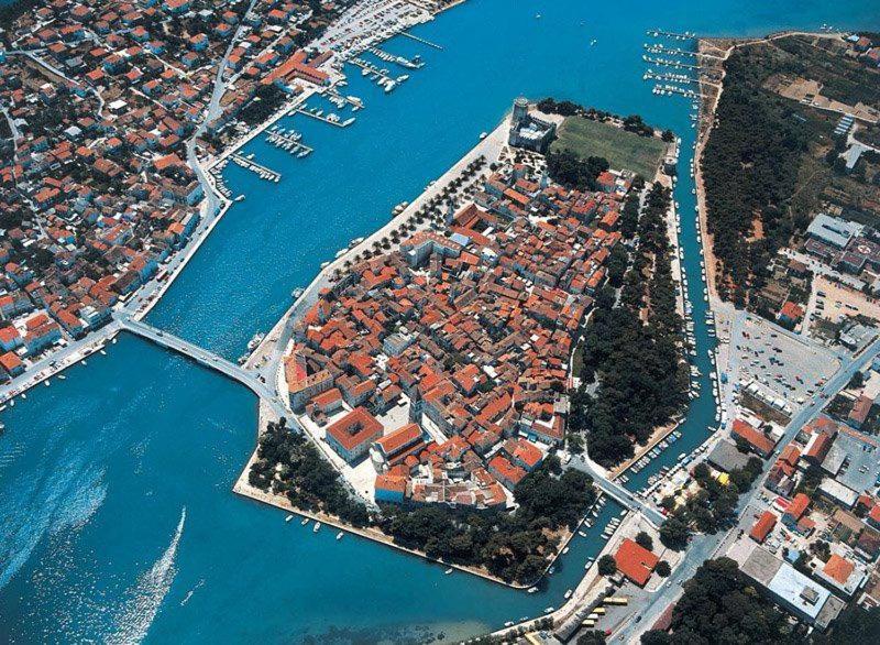 Quality Vila "Comfort" Trogir Exteriör bild