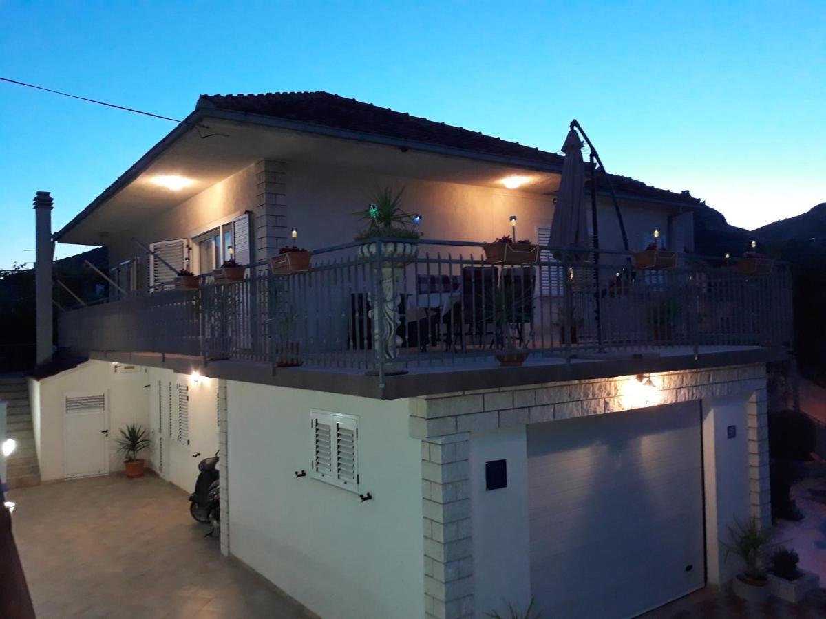 Quality Vila "Comfort" Trogir Exteriör bild