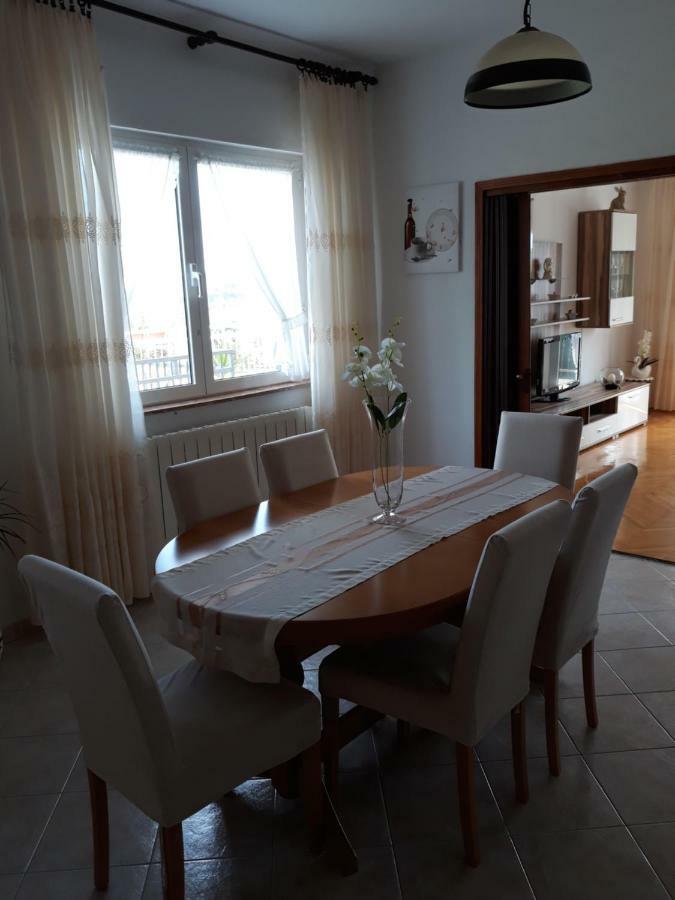 Quality Vila "Comfort" Trogir Exteriör bild