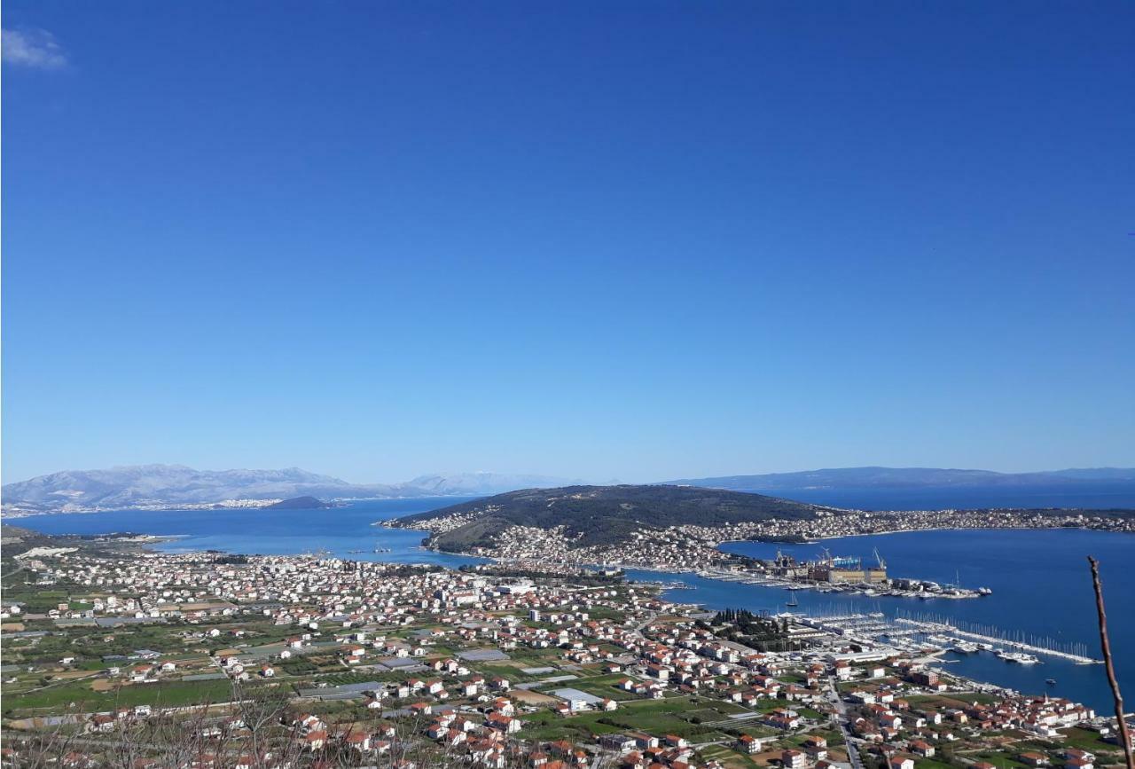Quality Vila "Comfort" Trogir Exteriör bild